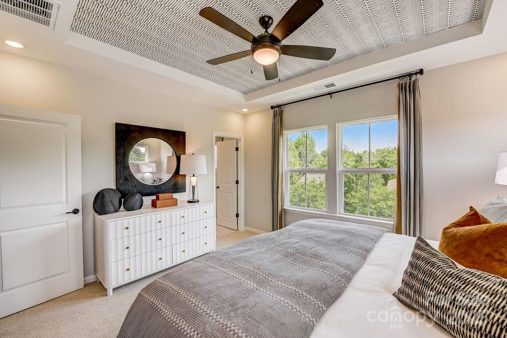 739 Hoke Ln Davidson, NC 28036