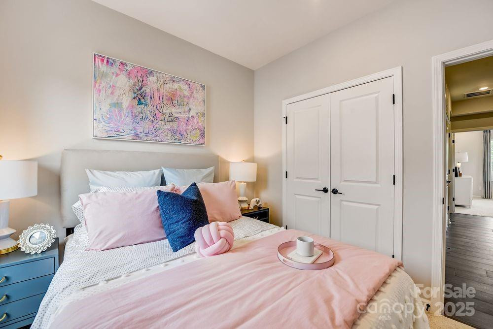 739 Hoke Ln Davidson, NC 28036