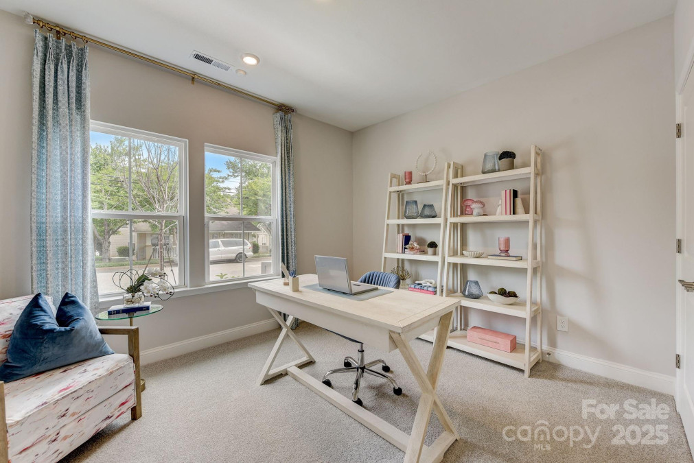 3132 Stelfox St Charlotte, NC 28262