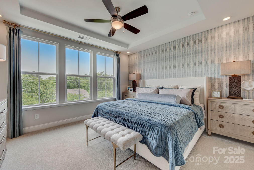 3132 Stelfox St Charlotte, NC 28262