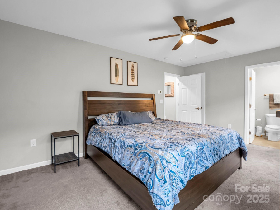 1215 Pauline Trail Dr Arden, NC 28704