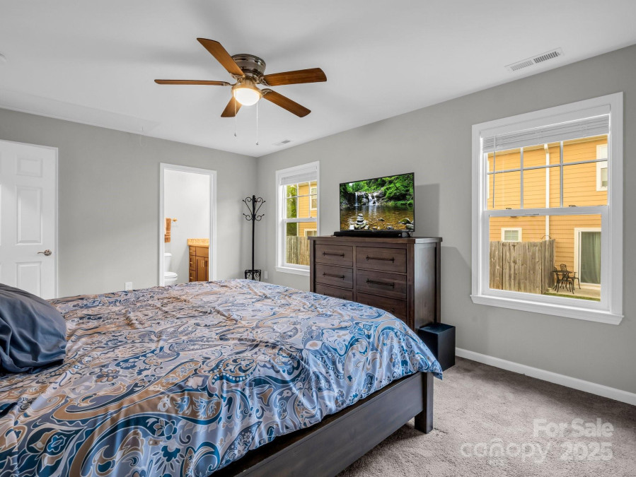 1215 Pauline Trail Dr Arden, NC 28704