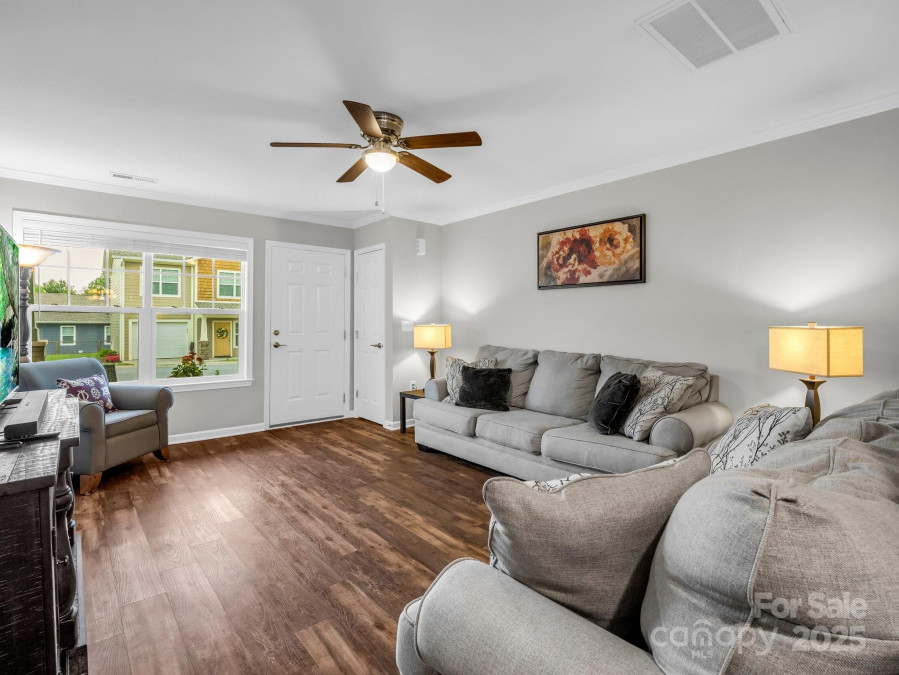 1215 Pauline Trail Dr Arden, NC 28704