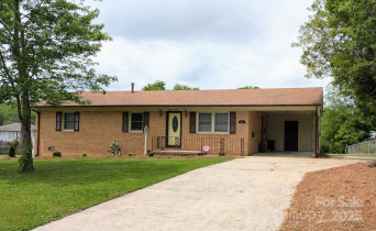 1811 Belmar Dr Gastonia, NC 28052