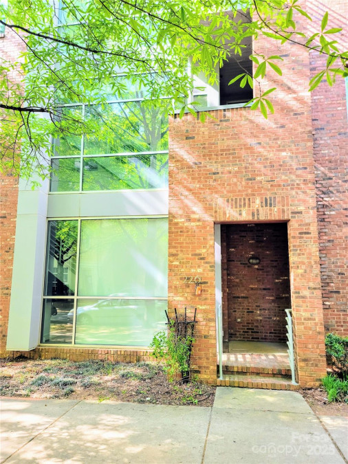 226 Magnolia Ave Charlotte, NC 28203
