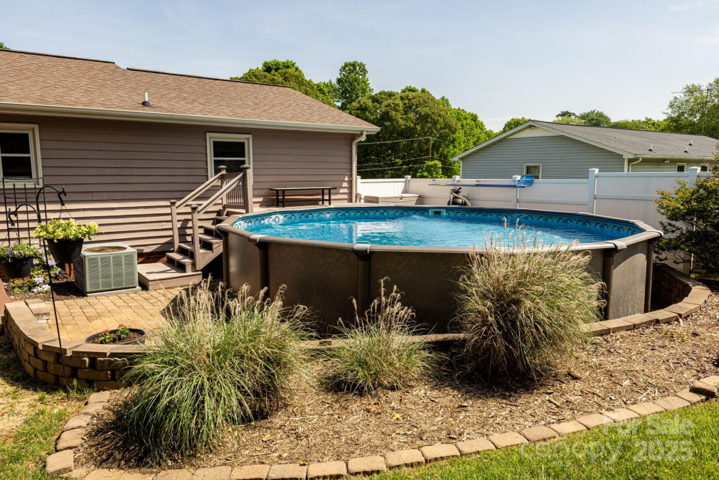 3310 46th Ave Hickory, NC 28601