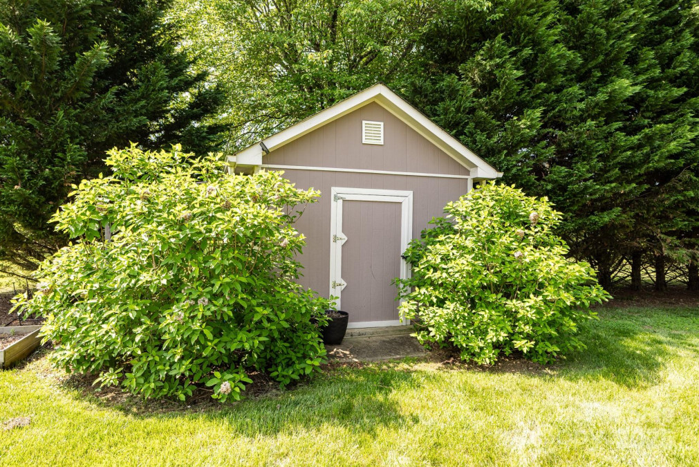 3310 46th Ave Hickory, NC 28601