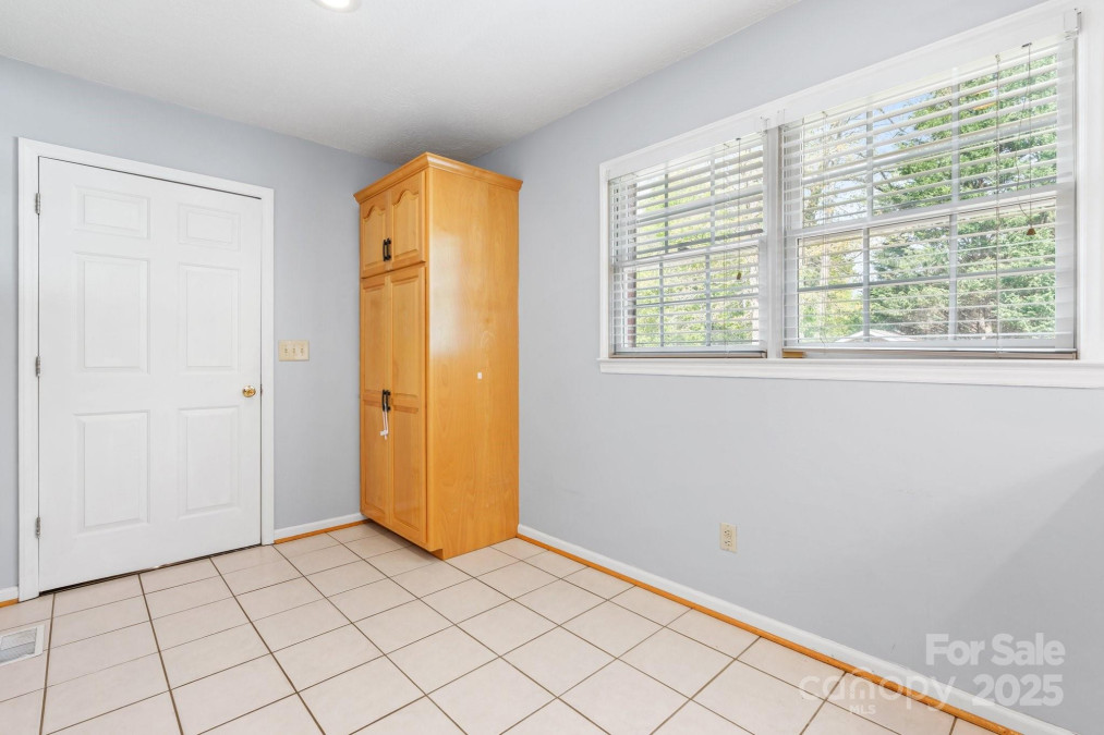 503 Sanford Gragg Rd Hudson, NC 28638