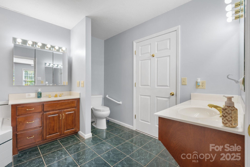 503 Sanford Gragg Rd Hudson, NC 28638
