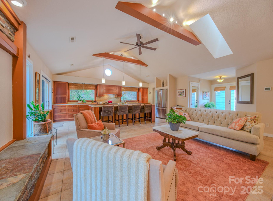 101 Firwood Ct Asheville, NC 28804