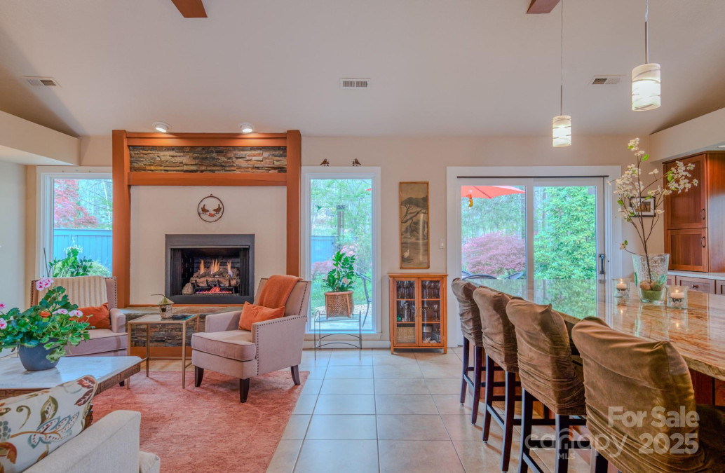 101 Firwood Ct Asheville, NC 28804