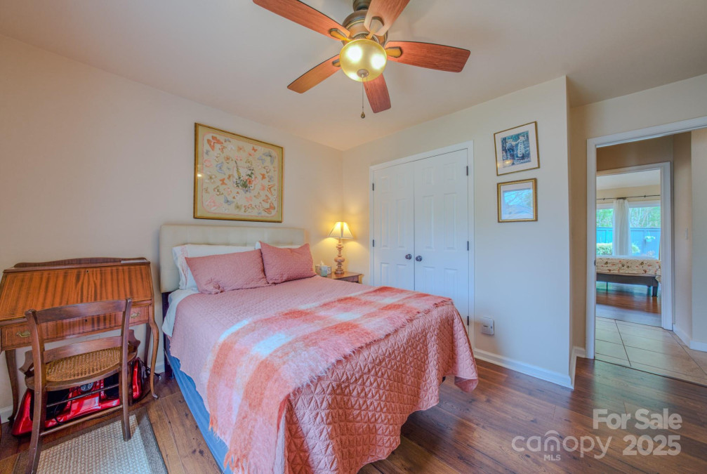101 Firwood Ct Asheville, NC 28804