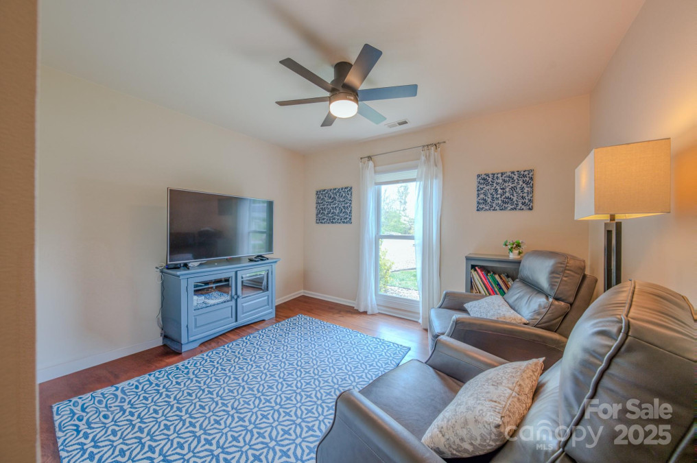 101 Firwood Ct Asheville, NC 28804