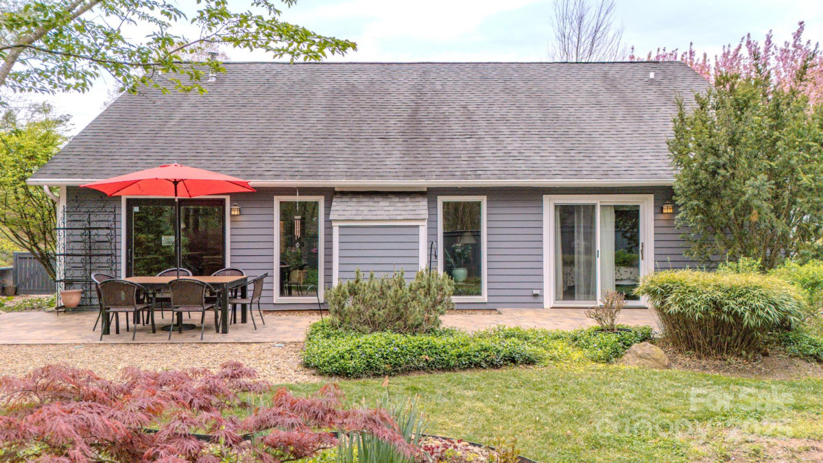 101 Firwood Ct Asheville, NC 28804