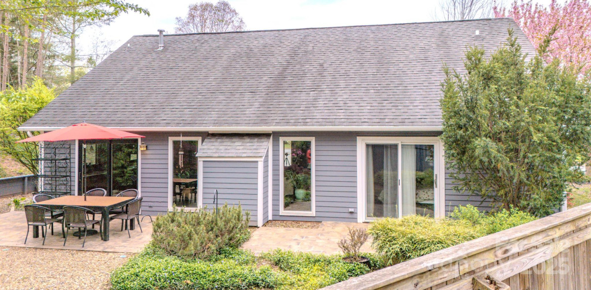 101 Firwood Ct Asheville, NC 28804
