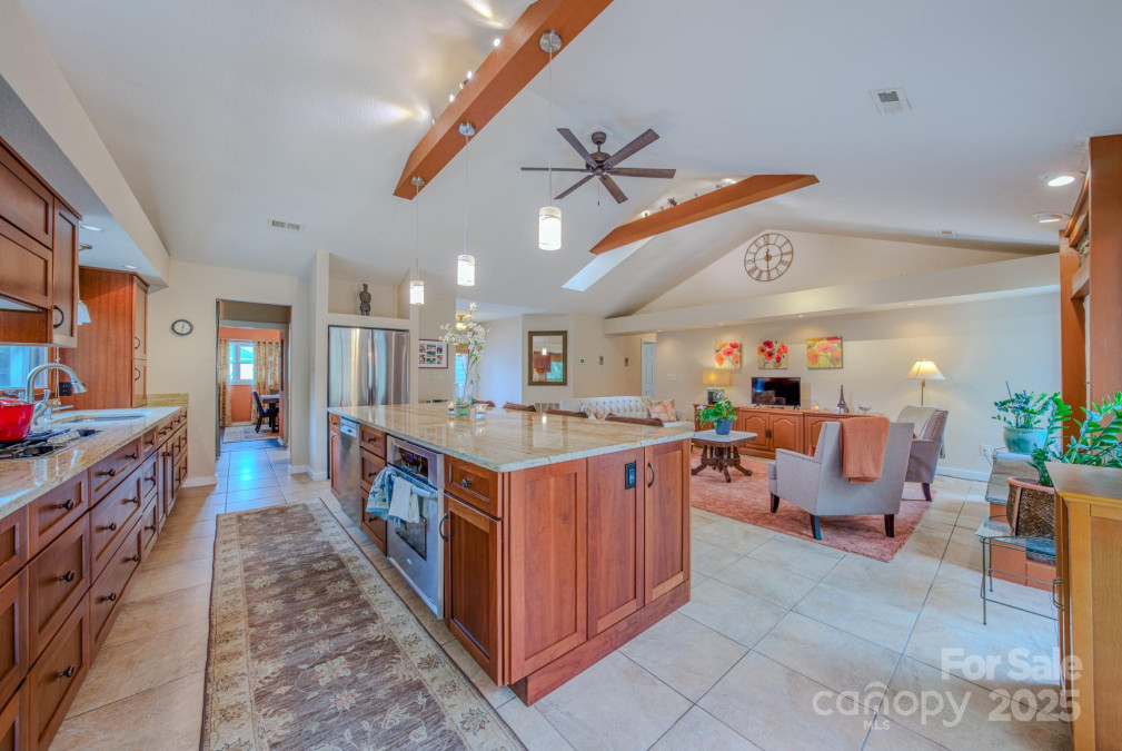 101 Firwood Ct Asheville, NC 28804