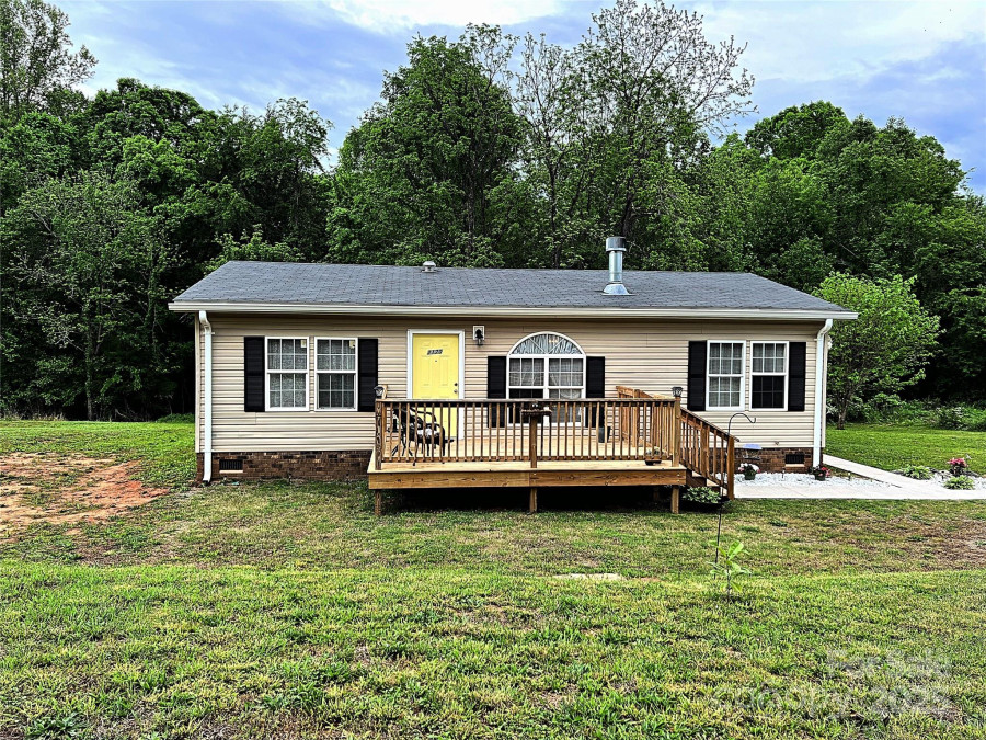 2170 Watson Rd Lenoir, NC 28645