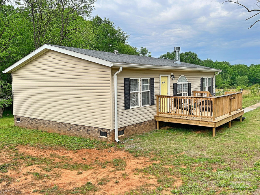 2170 Watson Rd Lenoir, NC 28645