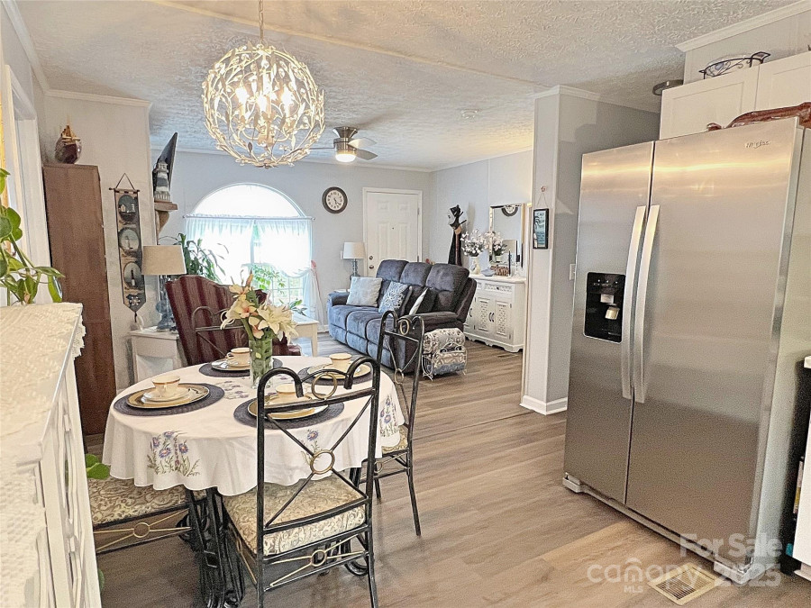 2170 Watson Rd Lenoir, NC 28645