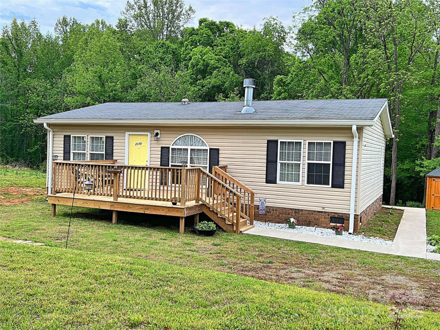 2170 Watson Rd Lenoir, NC 28645