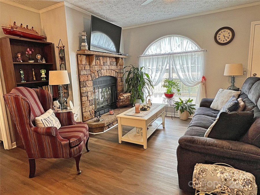 2170 Watson Rd Lenoir, NC 28645