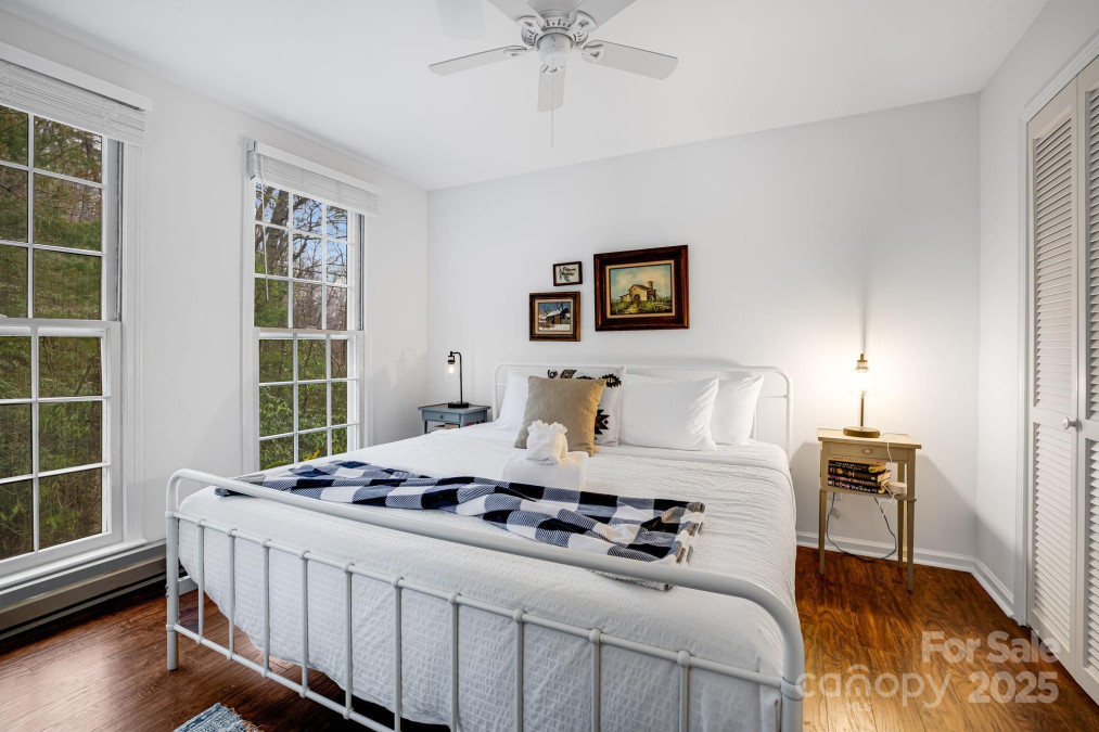 0 Colony Rd Hendersonville, NC 28792