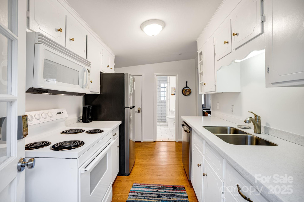 0 Colony Rd Hendersonville, NC 28792