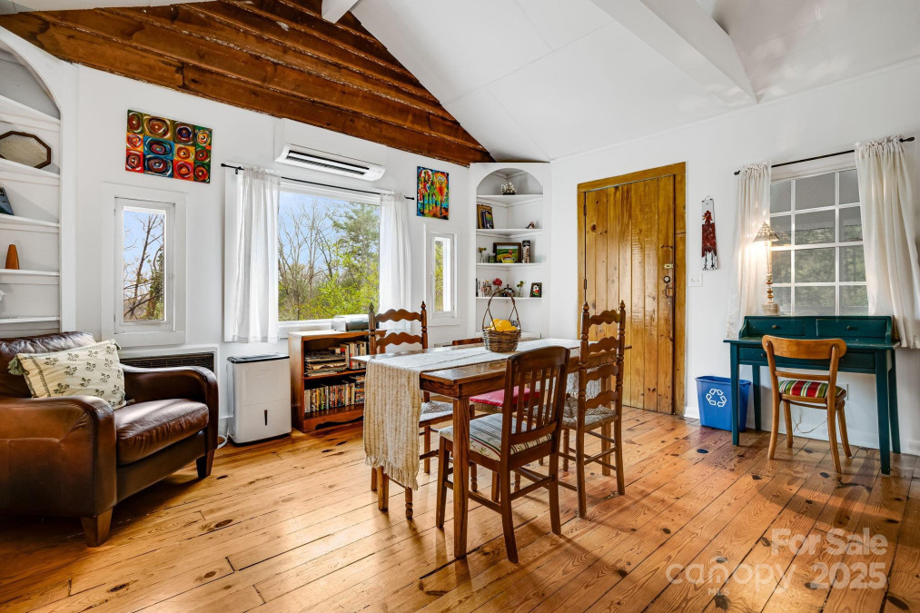0 Colony Rd Hendersonville, NC 28792