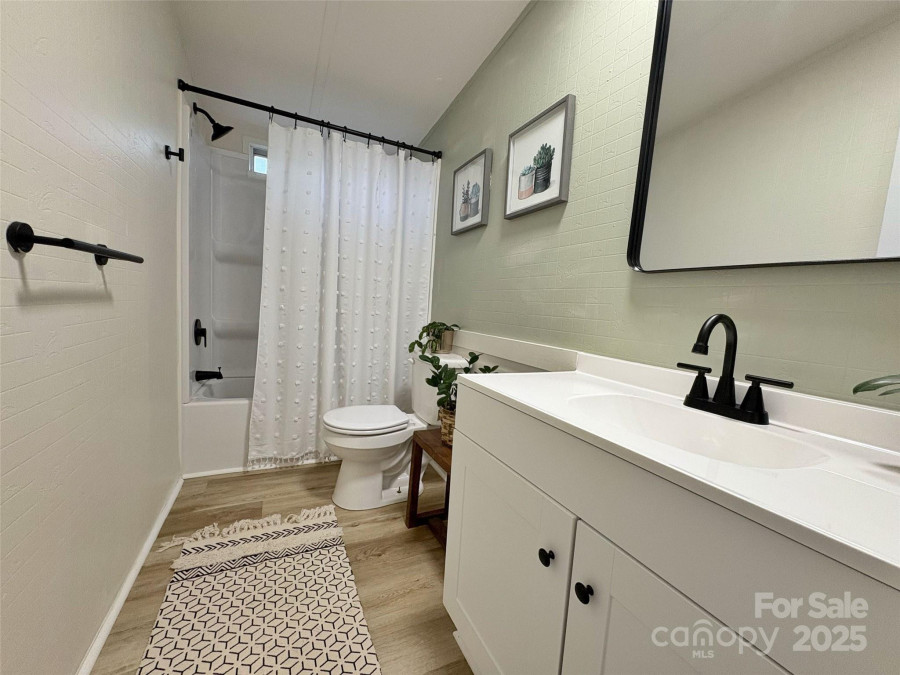 3154 Loomis St Lincolnton, NC 28092