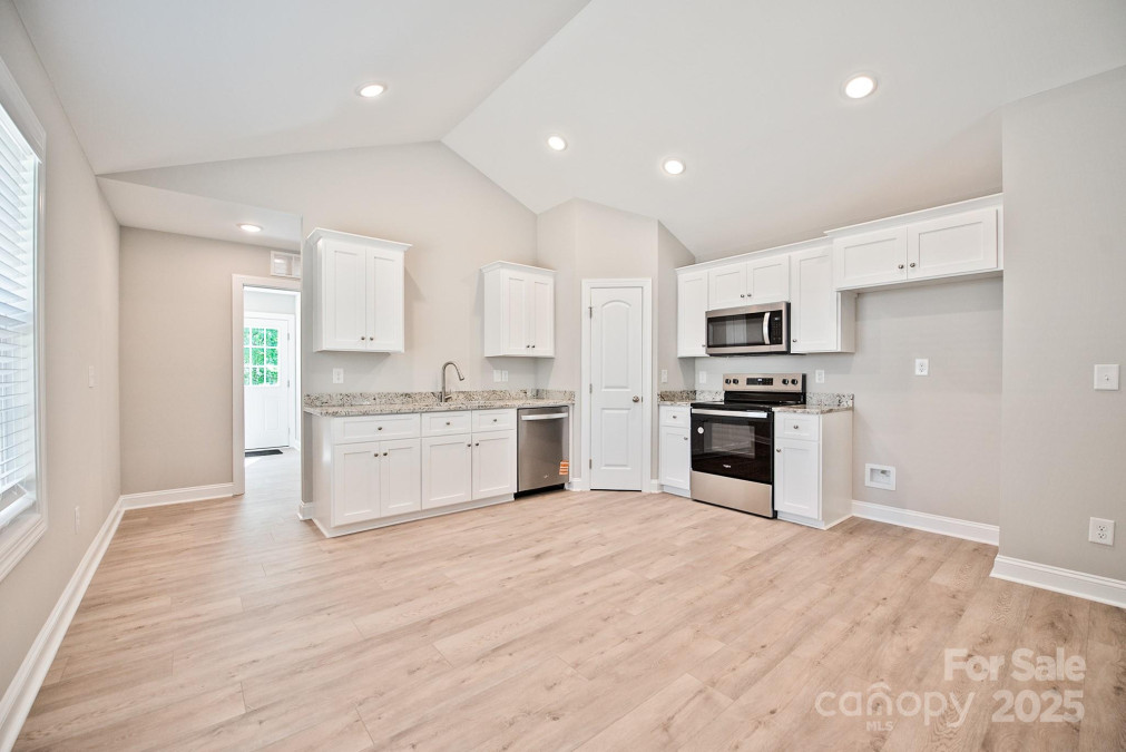 2506 Glendale Ave Kannapolis, NC 28081