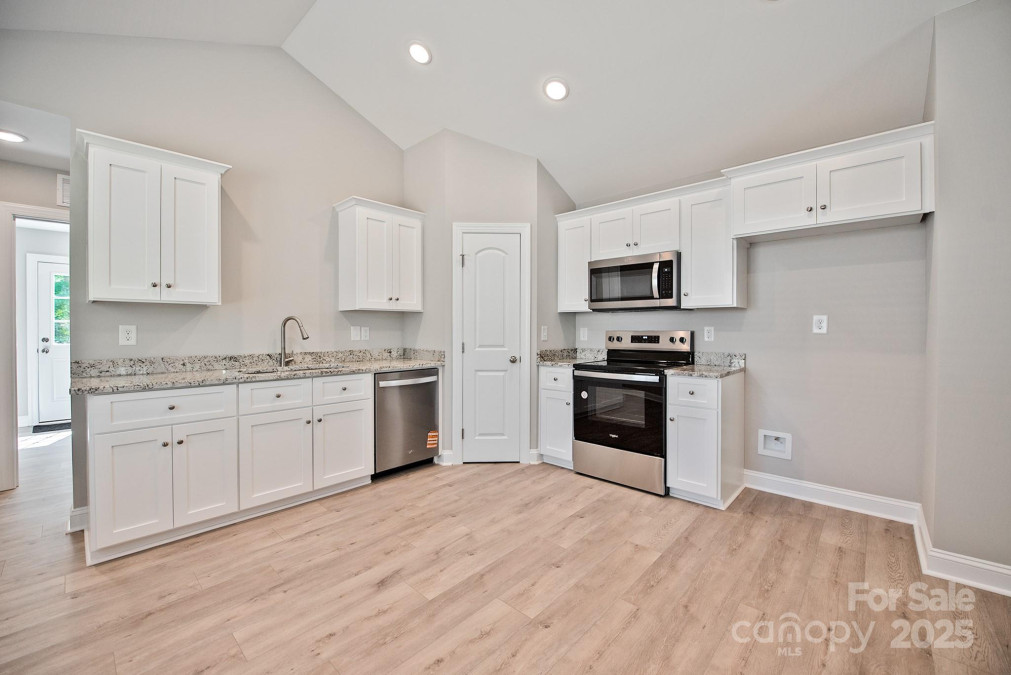 2506 Glendale Ave Kannapolis, NC 28081
