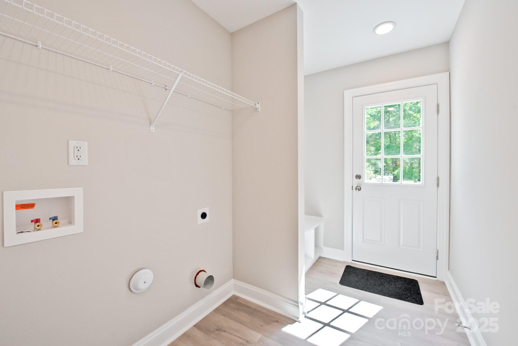 2506 Glendale Ave Kannapolis, NC 28081