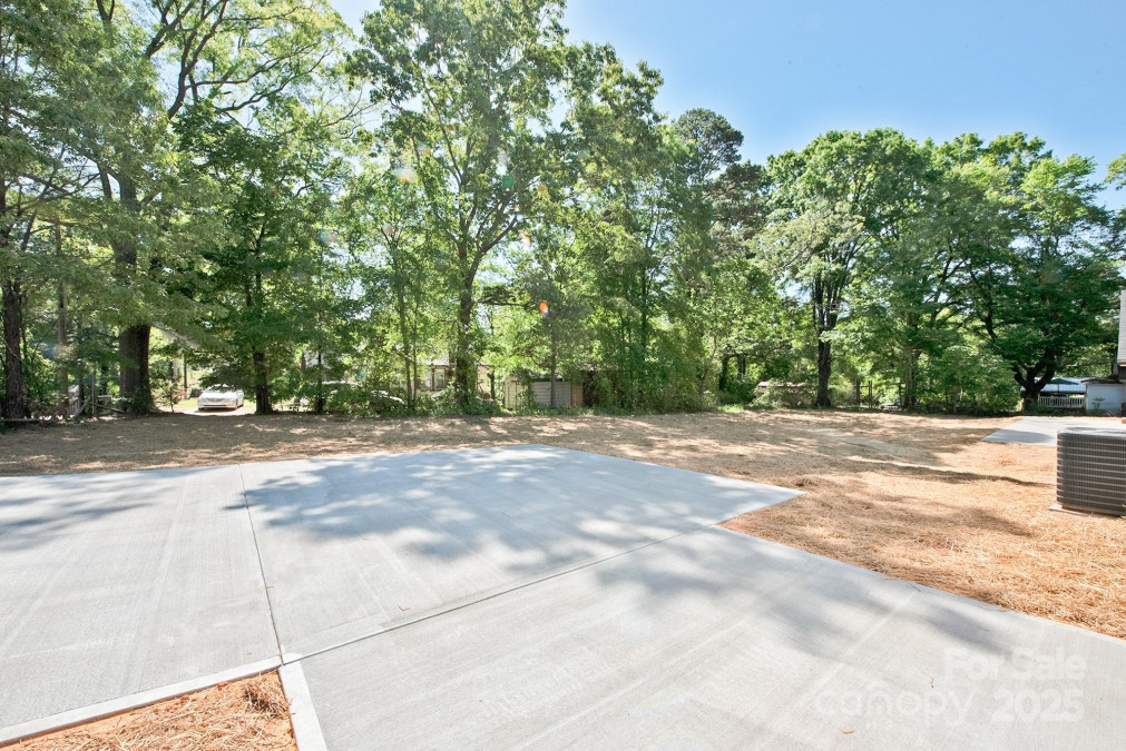 2506 Glendale Ave Kannapolis, NC 28081