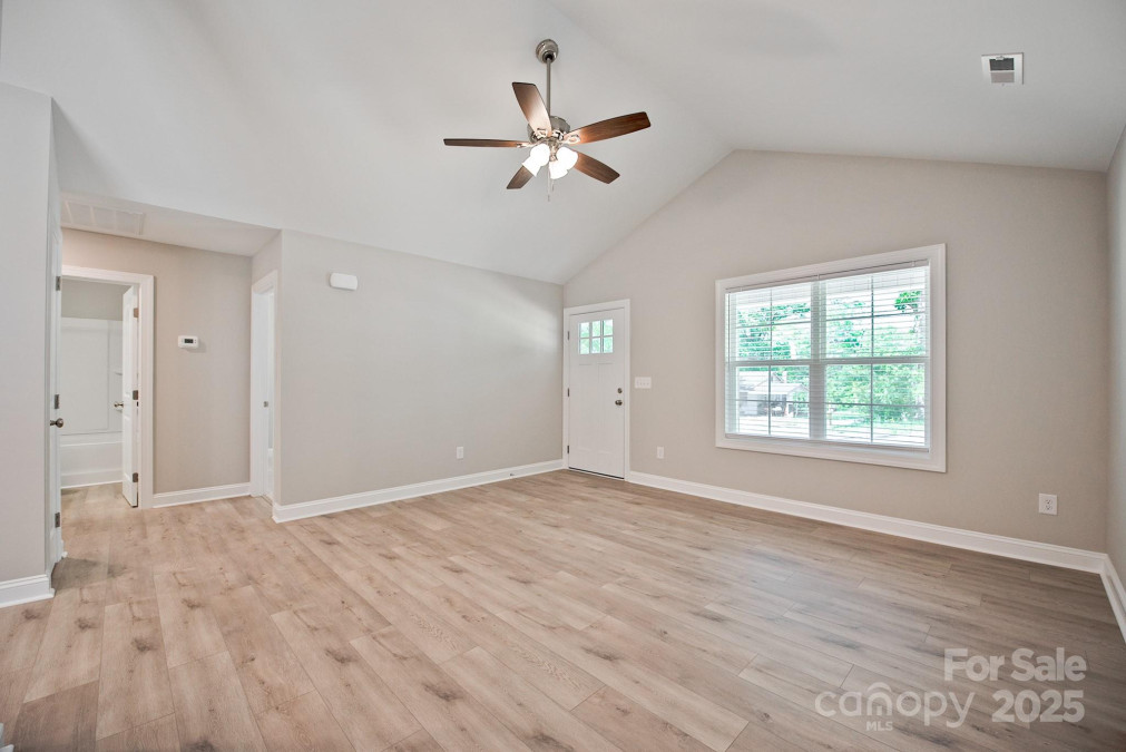 2506 Glendale Ave Kannapolis, NC 28081
