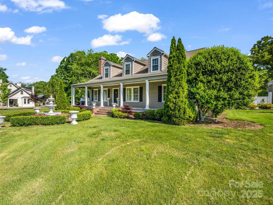 238 Mountain St Rutherfordton, NC 28139