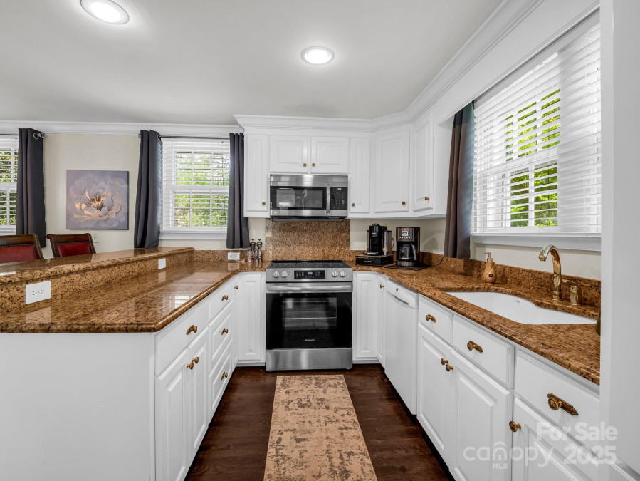 238 Mountain St Rutherfordton, NC 28139