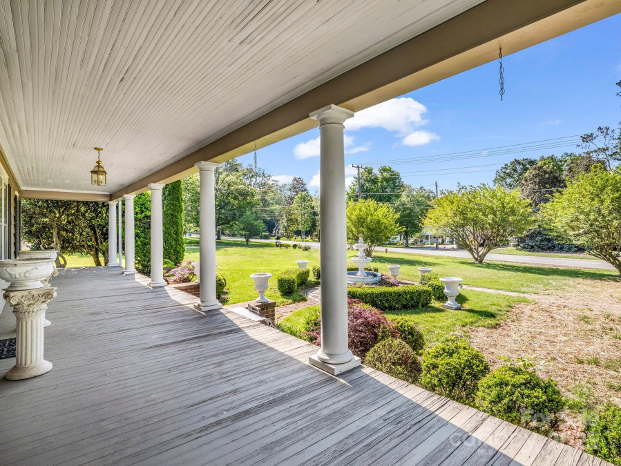 238 Mountain St Rutherfordton, NC 28139
