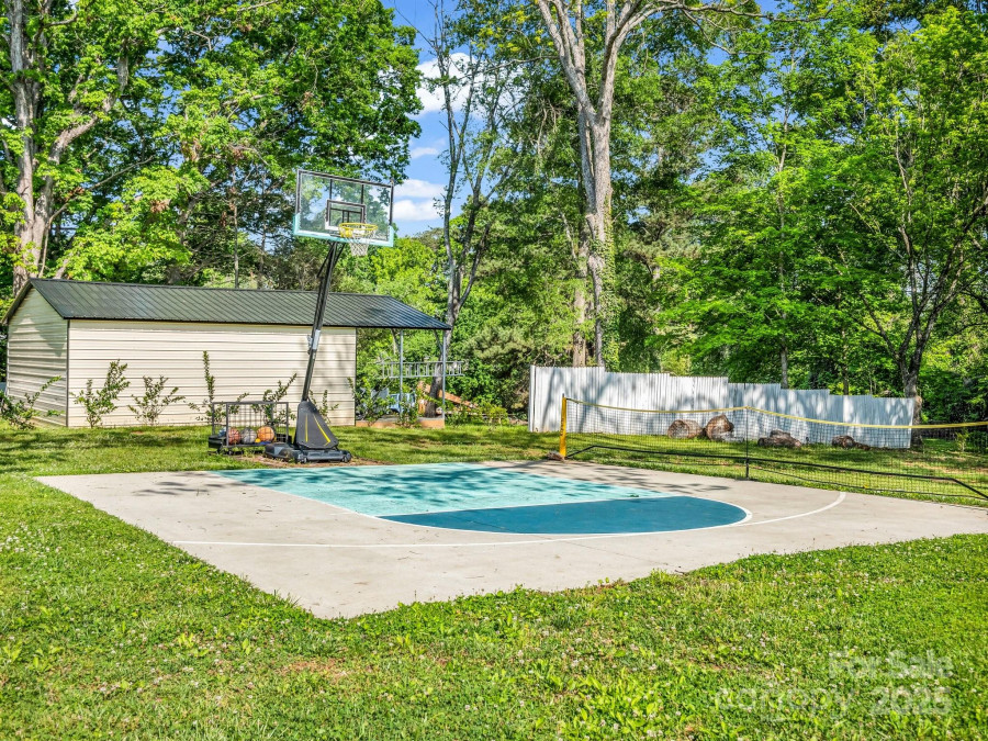 238 Mountain St Rutherfordton, NC 28139