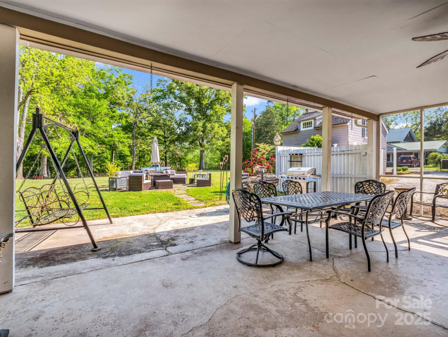 238 Mountain St Rutherfordton, NC 28139