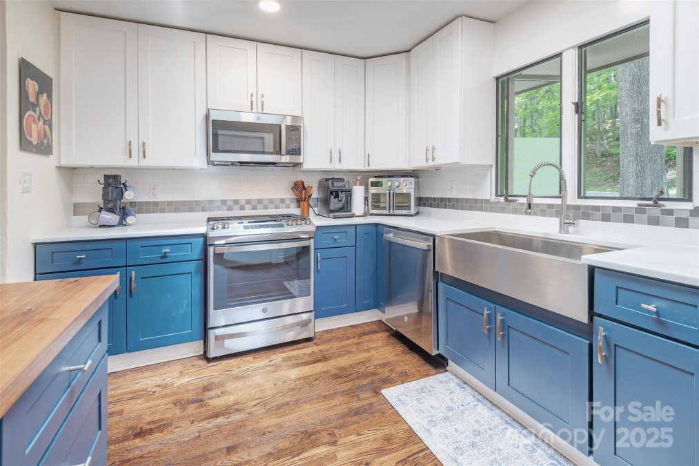 21A Cedarwood Ter Asheville, NC 28803