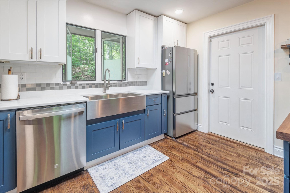 21A Cedarwood Ter Asheville, NC 28803