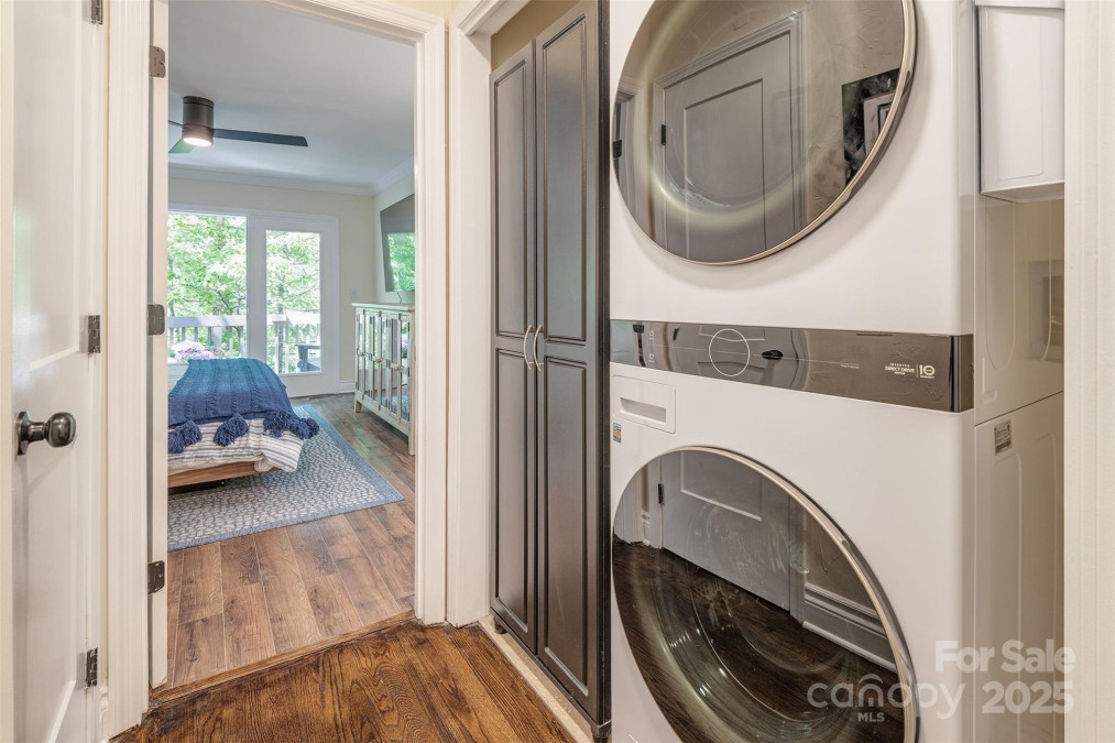 21A Cedarwood Ter Asheville, NC 28803