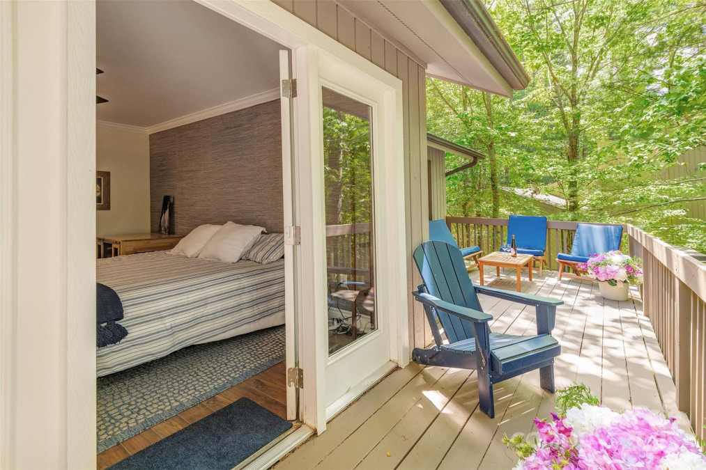 21A Cedarwood Ter Asheville, NC 28803