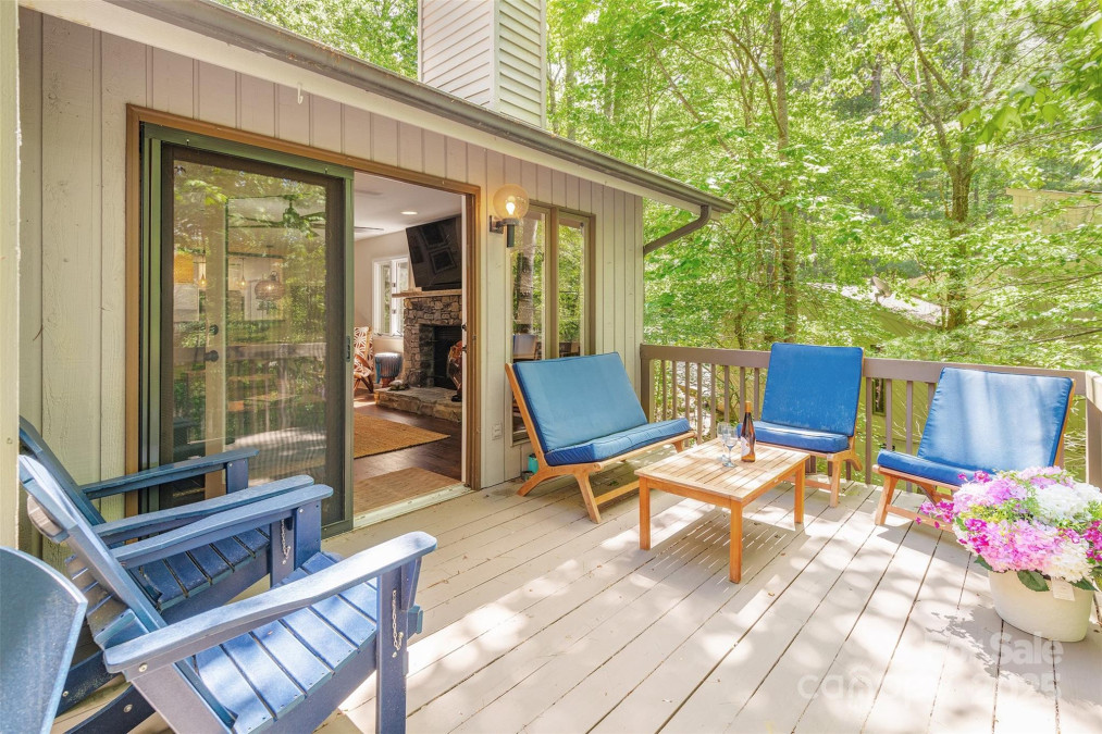 21A Cedarwood Ter Asheville, NC 28803