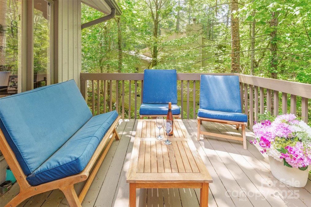 21A Cedarwood Ter Asheville, NC 28803