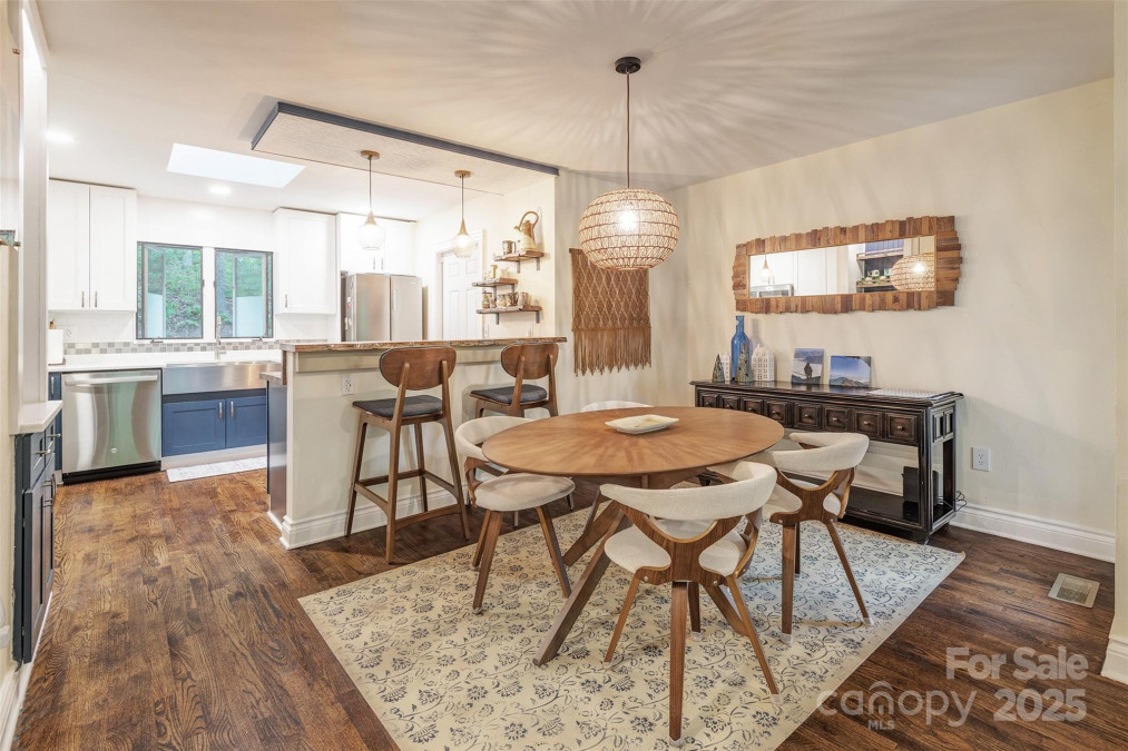 21A Cedarwood Ter Asheville, NC 28803