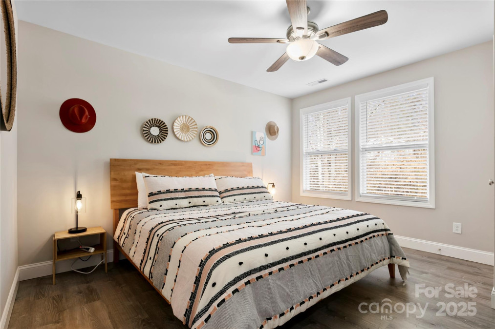 106 Dalton St Black Mountain, NC 28711