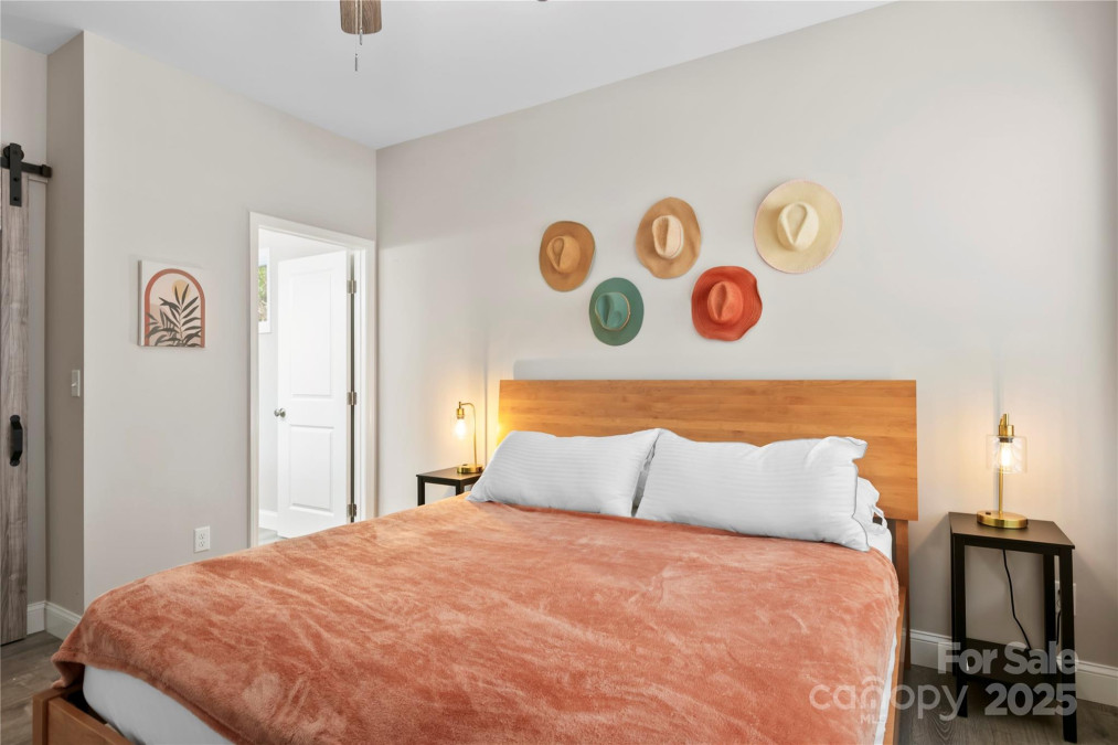 106 Dalton St Black Mountain, NC 28711