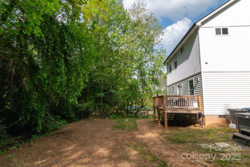 106 Dalton St Black Mountain, NC 28711