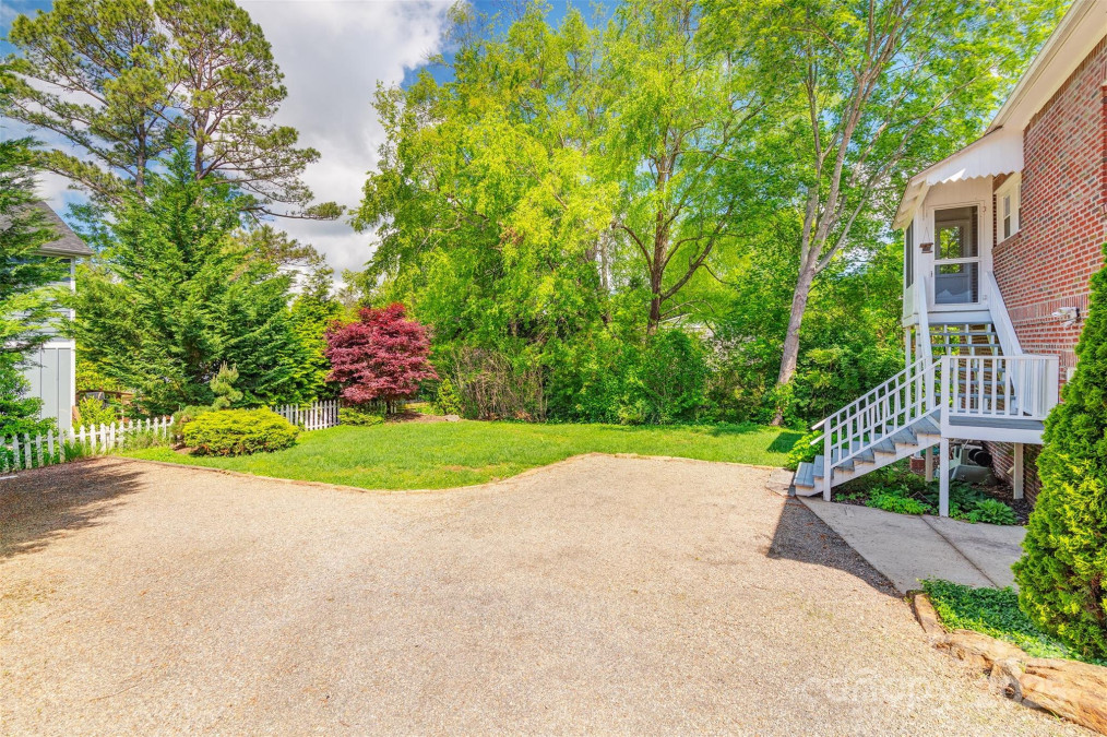 84 Louisiana Ave Asheville, NC 28806